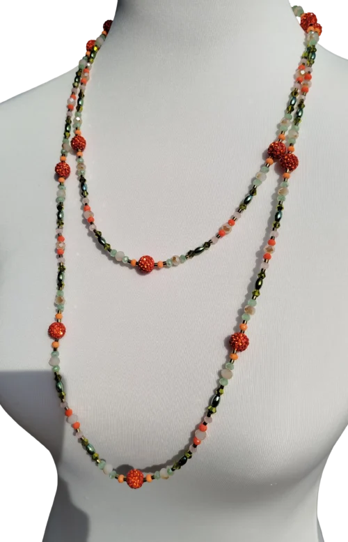 Collections feuriges perlenkette in koralle, jade und olivgrün