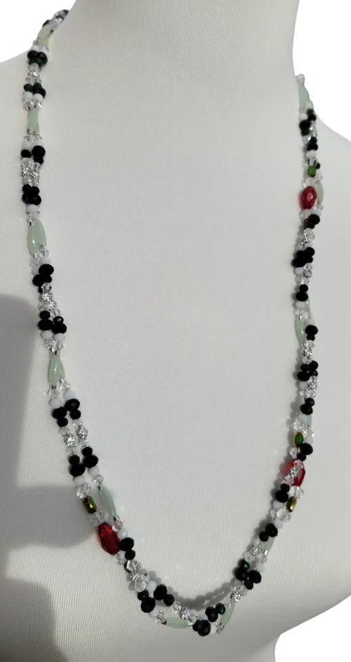 Collections schwarz weiß perlenkette – handgefertigtes statement in onyx und jade
